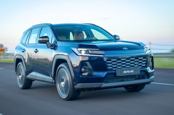 新型RAV4 Novo Toyota RAV4 chega ao Brasil com duas versões híbridas full e
